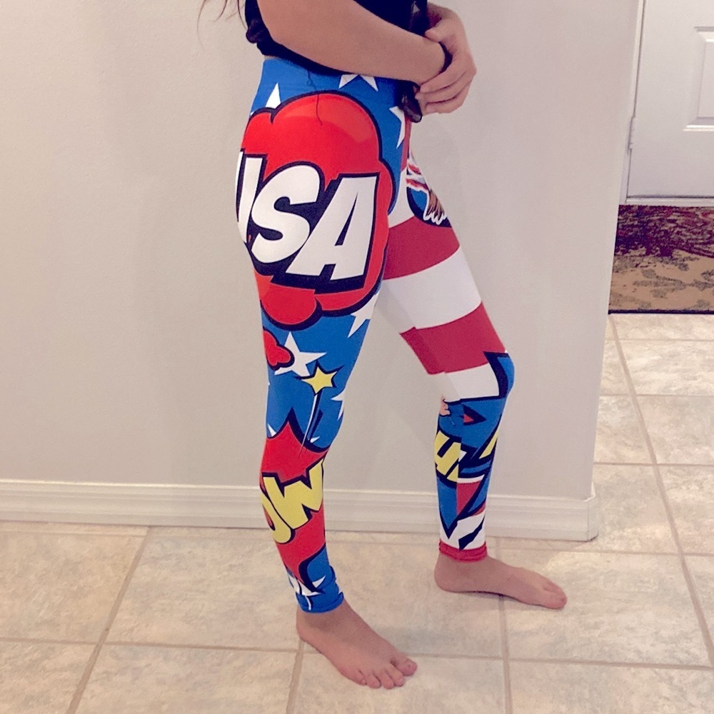 Fierce Pulse Sz S Superhero Comic yoga pants New Without Tags